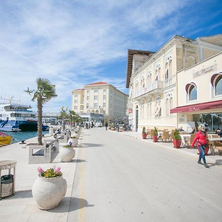 Val Di Bora 2 Apartment Porec Exterior photo